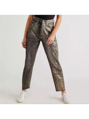 NWOT Free People CRVY Georgine
Foil Metallic Snake Print Jeans